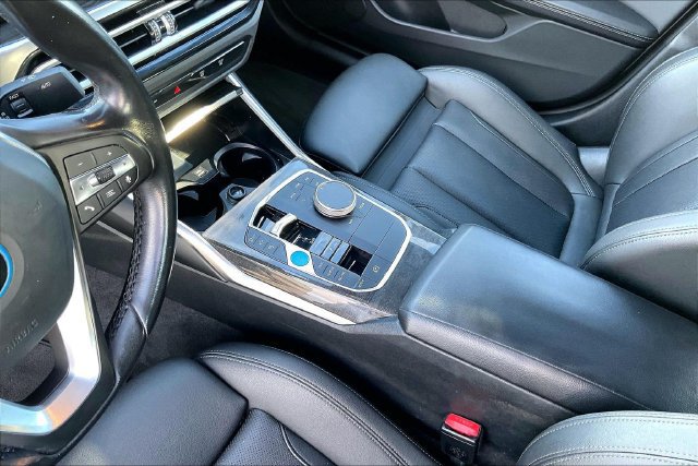 Certified 2023 BMW i4 eDrive35 w/ Parking Assistance Package RWD image 17