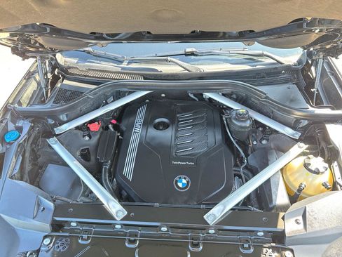 Used 2020 BMW X7 xDrive40i w/ Premium Package AWD/4WD image 25
