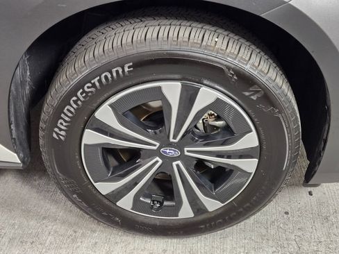 Certified 2025 Subaru Solterra AWD/4WD image 10