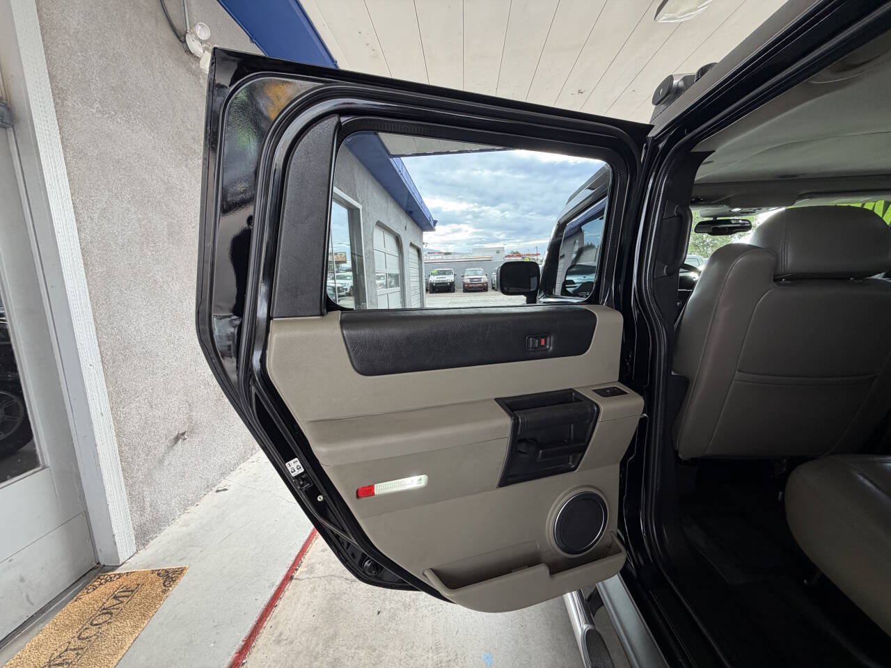 Used 2006 HUMMER H2 AWD/4WD image 12