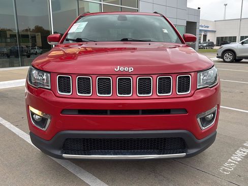 Used 2019 Jeep Compass Limited FWD image 5
