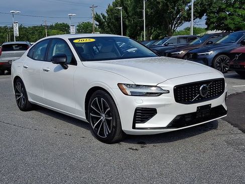 Certified 2025 Volvo S60 T8 Plus AWD/4WD image 1