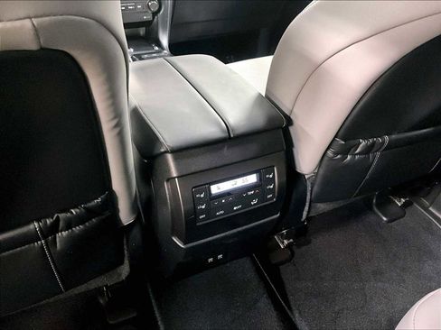 Used 2023 Lexus GX 460 w/ Black Line Special Edition image 26