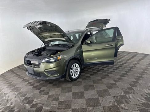 Used 2020 Jeep Cherokee Latitude AWD/4WD image 10