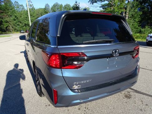 Used 2025 Honda Odyssey EX-L image 8
