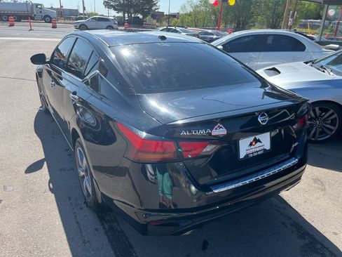 Used 2019 Nissan Altima 2.5 SV AWD/4WD image 5
