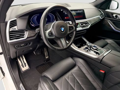 Used 2023 BMW X5 xDrive40i w/ M Sport Package AWD/4WD image 9