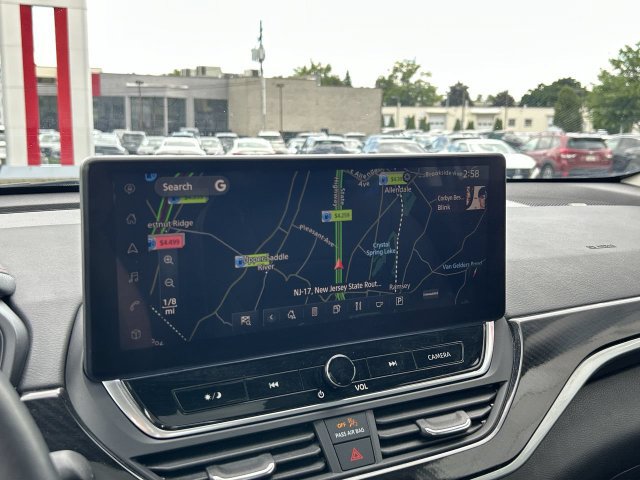 Certified 2023 Nissan Altima 2.0 SR FWD image 21