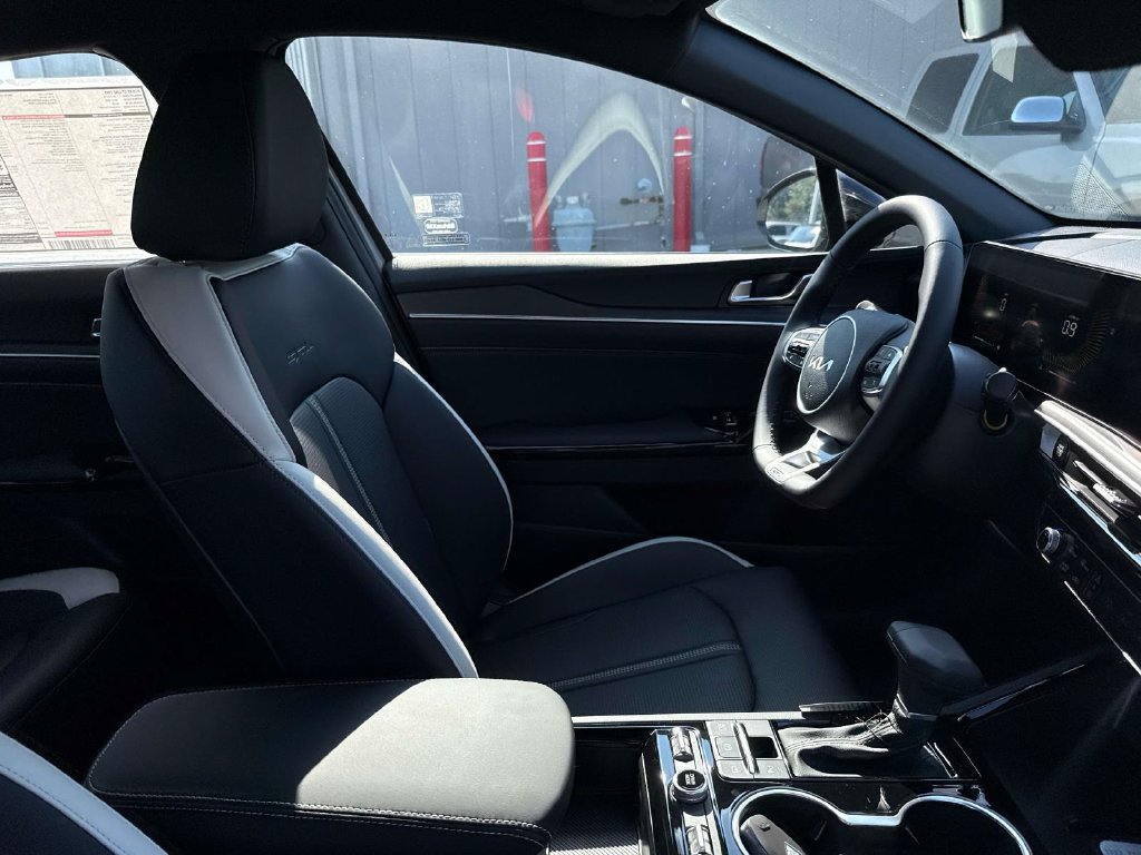 New 2026 Kia K5 GT-Line FWD image 11