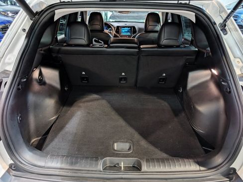 Used 2022 Jeep Cherokee Latitude Lux FWD image 20