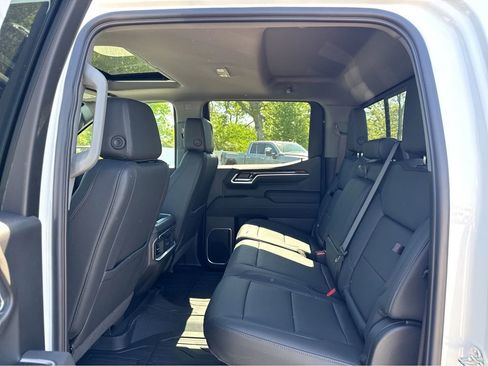 New 2026 GMC Sierra 1500 Elevation w/ Elevation Premium Package AWD/4WD image 7