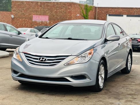 Used 2012 Hyundai Sonata GLS w/ Popular Equipment Pkg FWD image 3