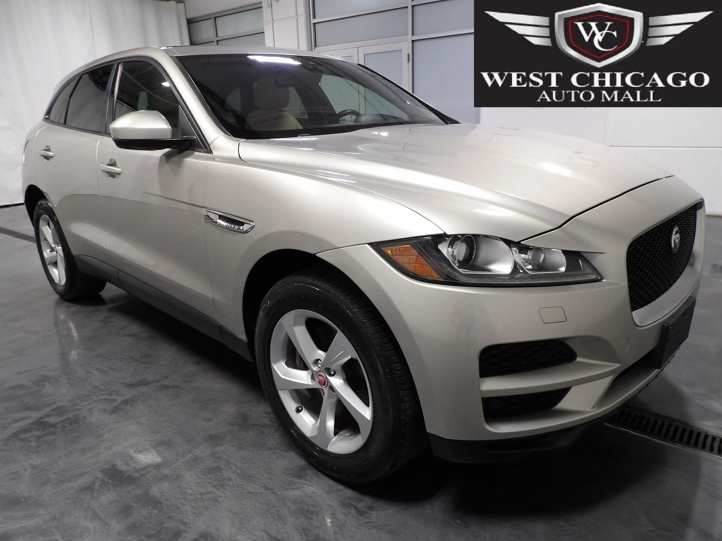 Used 2017 Jaguar F-PACE Premium AWD/4WD image 1