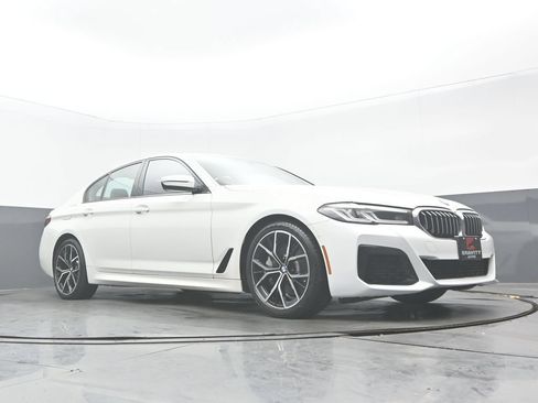 Used 2023 BMW 530i xDrive w/ M Sport Package AWD/4WD image 29