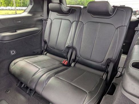Used 2022 Jeep Grand Cherokee L Overland w/ Luxury Tech Group IV AWD/4WD image 26