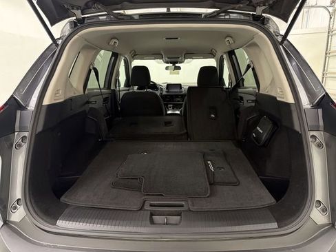 Certified 2023 Nissan Rogue S image 16