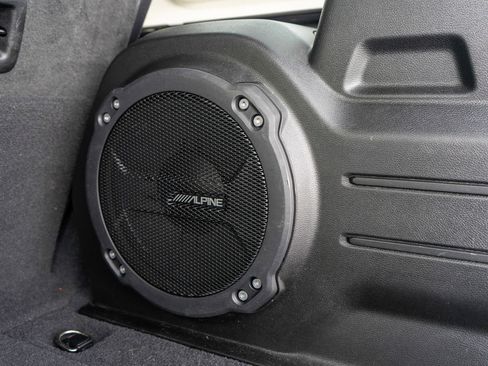 Used 2022 Jeep Wrangler Unlimited Sahara image 10