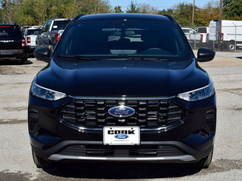 New 2026 Ford Escape ST-Line w/ Tech Pack #1 image 2