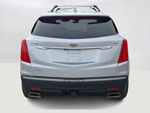 Used 2017 Cadillac XT5 Luxury w/ Driver Awareness Package image 6