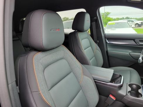 Used 2026 GMC Terrain AT4 w/ Convenience Package III AWD/4WD image 35