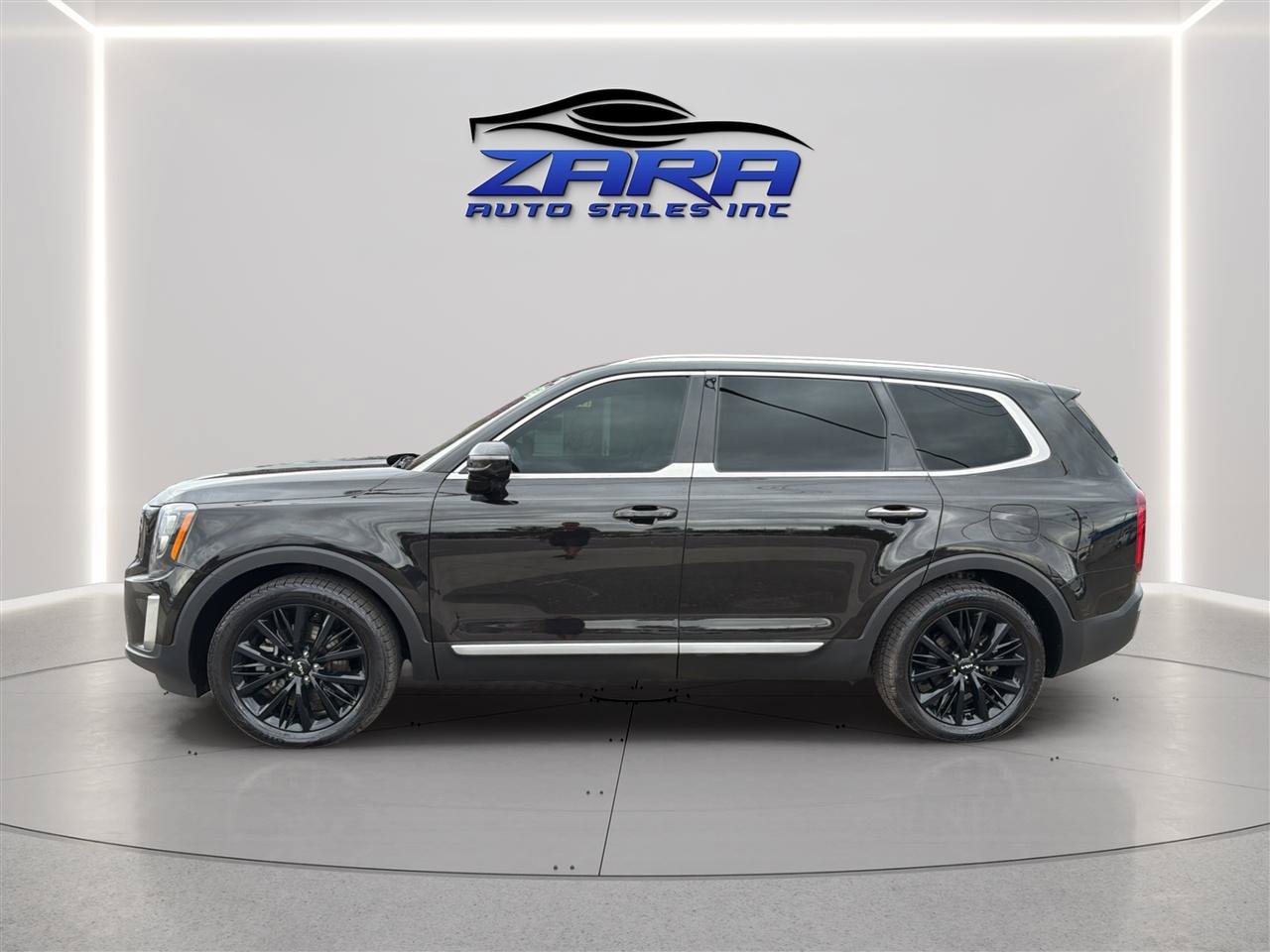 Used 2022 Kia Telluride SX w/ SX Prestige Package AWD/4WD image 4