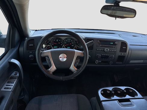 Used 2010 GMC Sierra 1500 SLE w/ Regional Value Package image 19