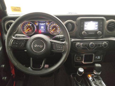 Used 2018 Jeep Wrangler Unlimited Sport AWD/4WD image 22