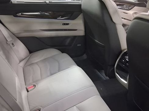 Used 2018 Cadillac CT6 Luxury AWD/4WD image 16