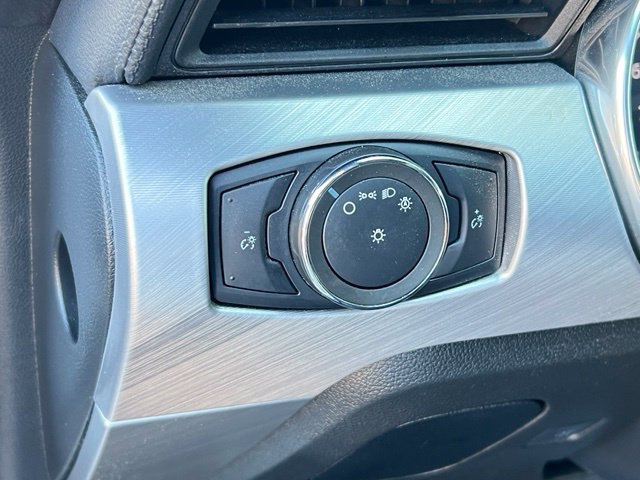 Used 2022 Ford Mustang Premium RWD image 18