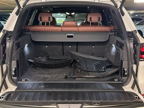 Used 2024 BMW X5 xDrive40i w/ Premium Package AWD/4WD image 15