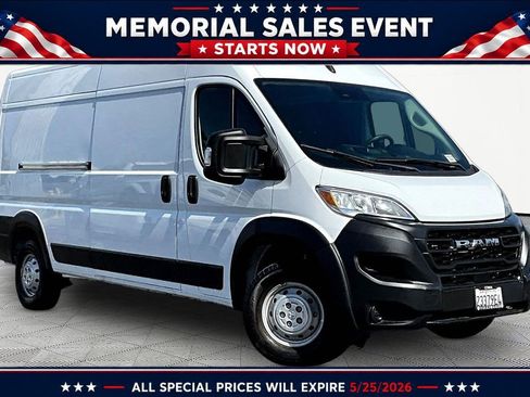 Used 2023 RAM ProMaster 2500 FWD image 1