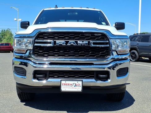 Used 2022 RAM 2500 Tradesman AWD/4WD image 2