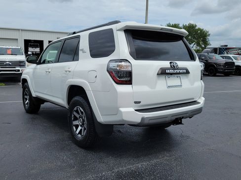 Used 2023 Toyota 4Runner TRD Off-Road Premium w/ Moonroof Package AWD/4WD image 7