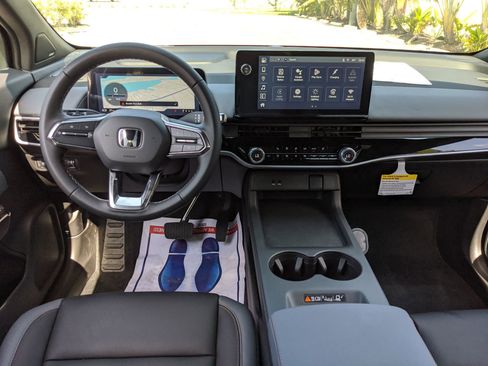 New 2026 Honda Prologue Touring image 17