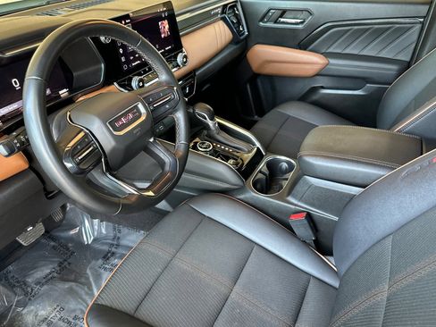Certified 2024 GMC Canyon AT4 AWD/4WD image 10