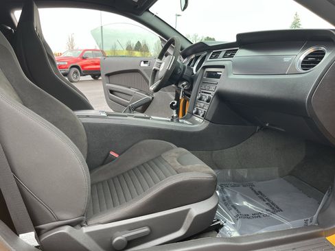 Used 2013 Ford Mustang Boss 302 w/ Boss 302 Accessory Pkg image 24