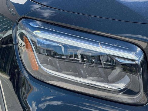 Used 2025 Mercedes-Benz GLB 250 GLB 250 image 9