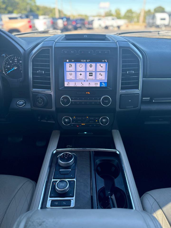 Used 2019 Ford Expedition Platinum AWD/4WD image 16