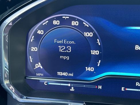 Used 2024 Chevrolet Silverado 1500 LT Trail Boss w/ LT Trail Boss Premium Package image 34