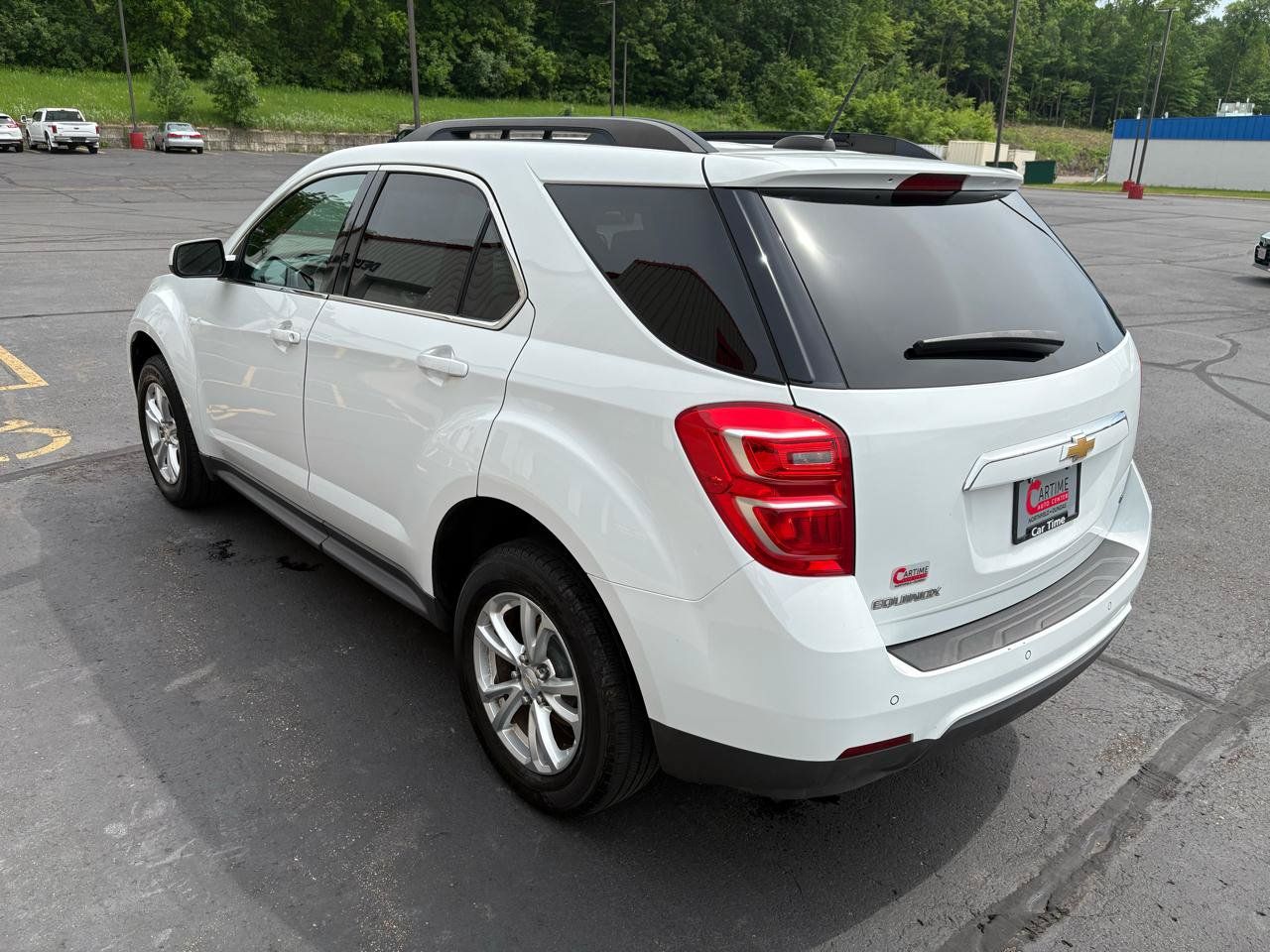 Used 2017 Chevrolet Equinox LT w/ Convenience Package FWD image 6