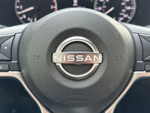 Used 2025 Nissan Sentra SV w/ All-Weather Package FWD image 29