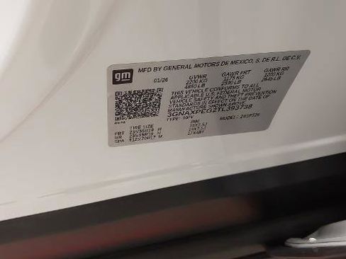 New 2026 Chevrolet Equinox LT w/ Convenience Package II image 32