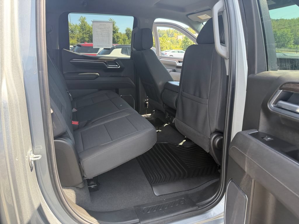 Certified 2025 Chevrolet Silverado 1500 LT AWD/4WD image 27