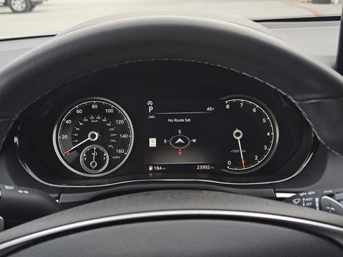 Used 2025 Genesis GV70 2.5T image 17