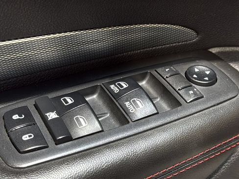 Used 2018 Dodge Durango GT AWD/4WD image 21