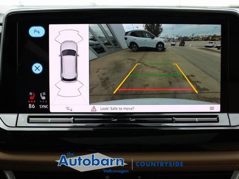 Used 2026 Volkswagen Atlas Cross Sport SEL R-Line AWD/4WD image 15