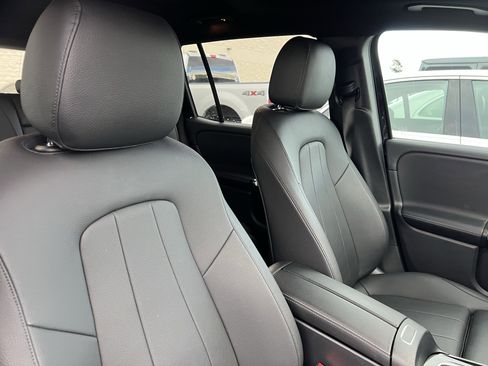 Certified 2024 Mercedes-Benz GLB 250 4MATIC image 35