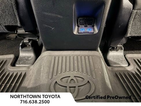 Used 2023 Toyota 4Runner SR5 Premium w/ Moonroof Package AWD/4WD image 26