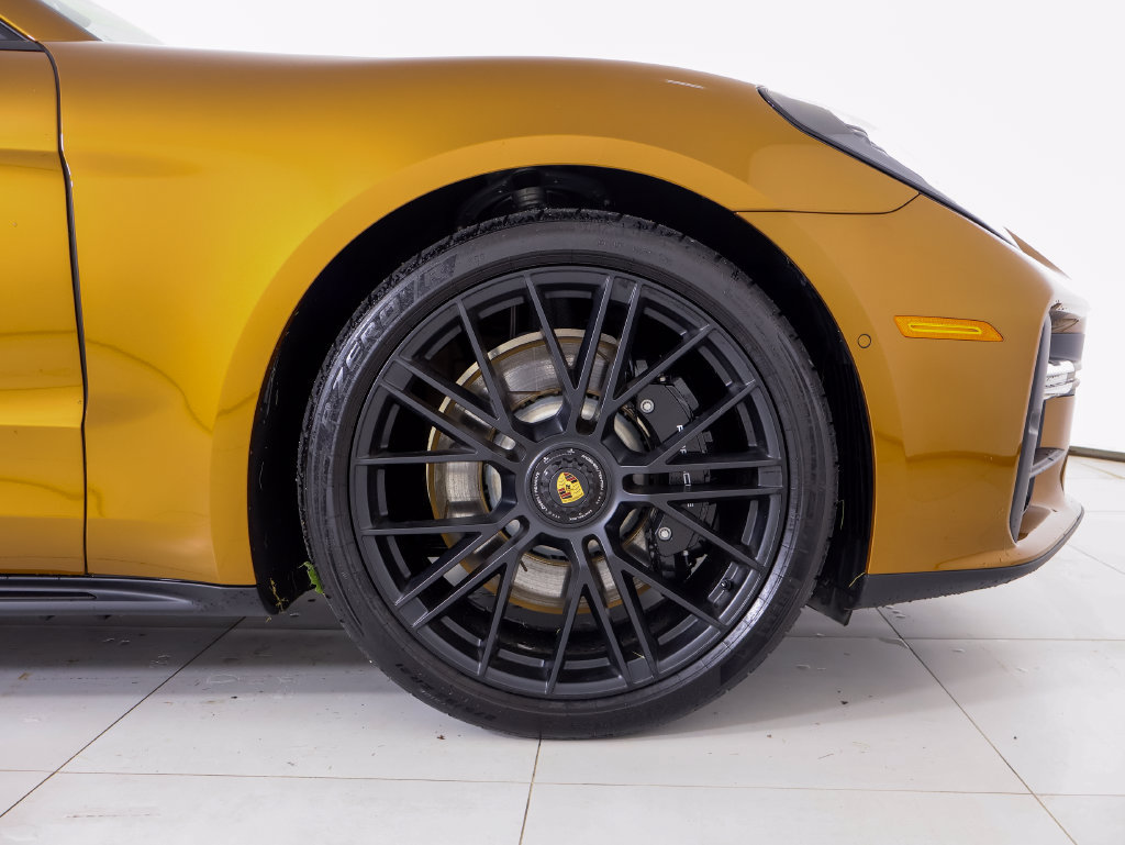 Certified 2026 Porsche Panamera GTS AWD/4WD image 34