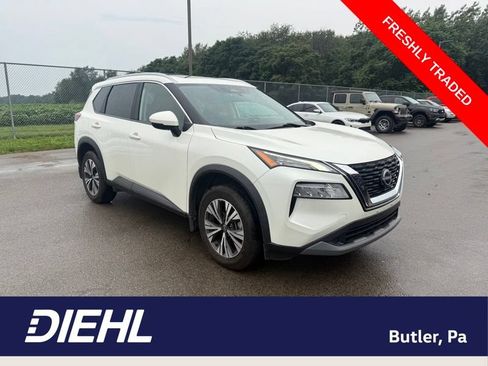 Used 2023 Nissan Rogue SV w/ SV Premium Package AWD/4WD image 1